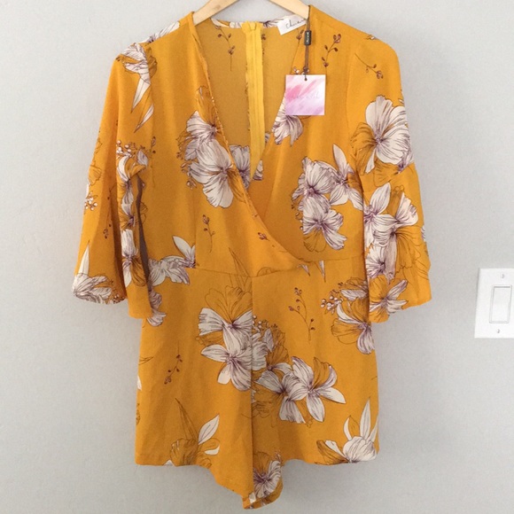 Chicwish Bold Blooms Romper - Picture 7 of 8